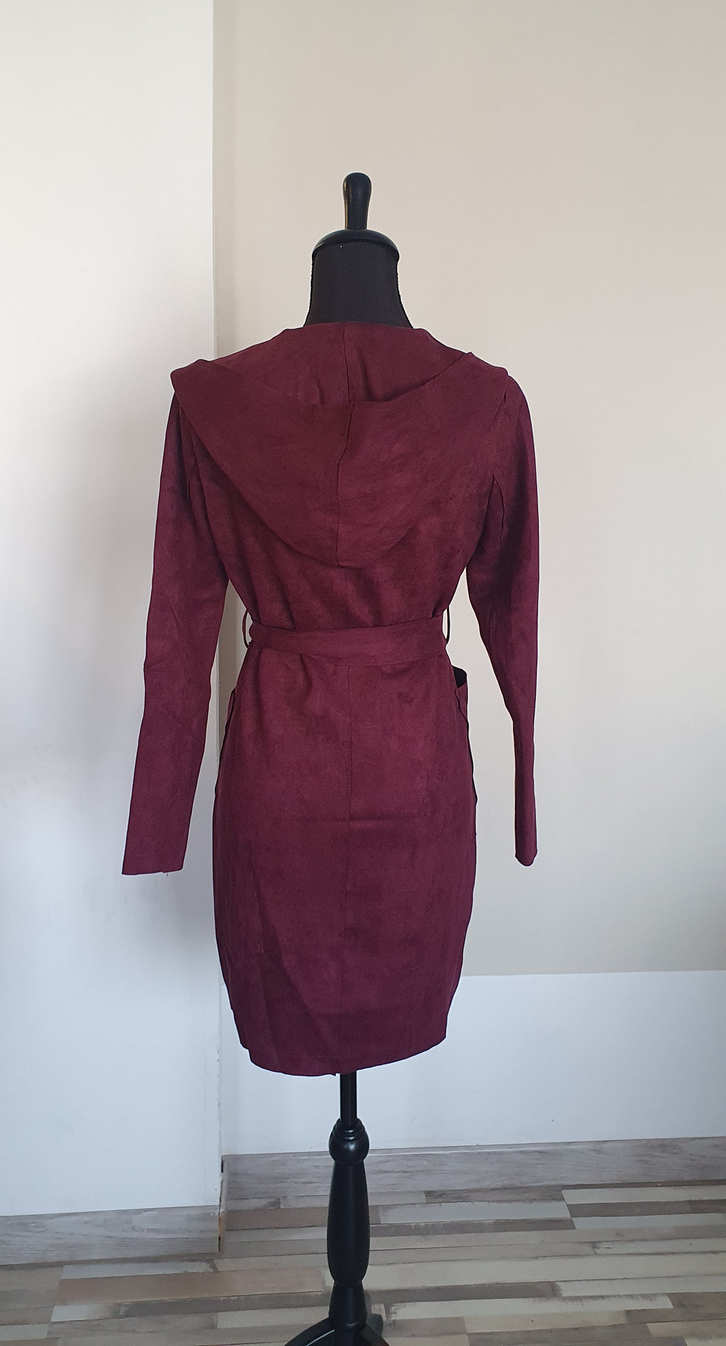 Manteau long bordeaux style suédine