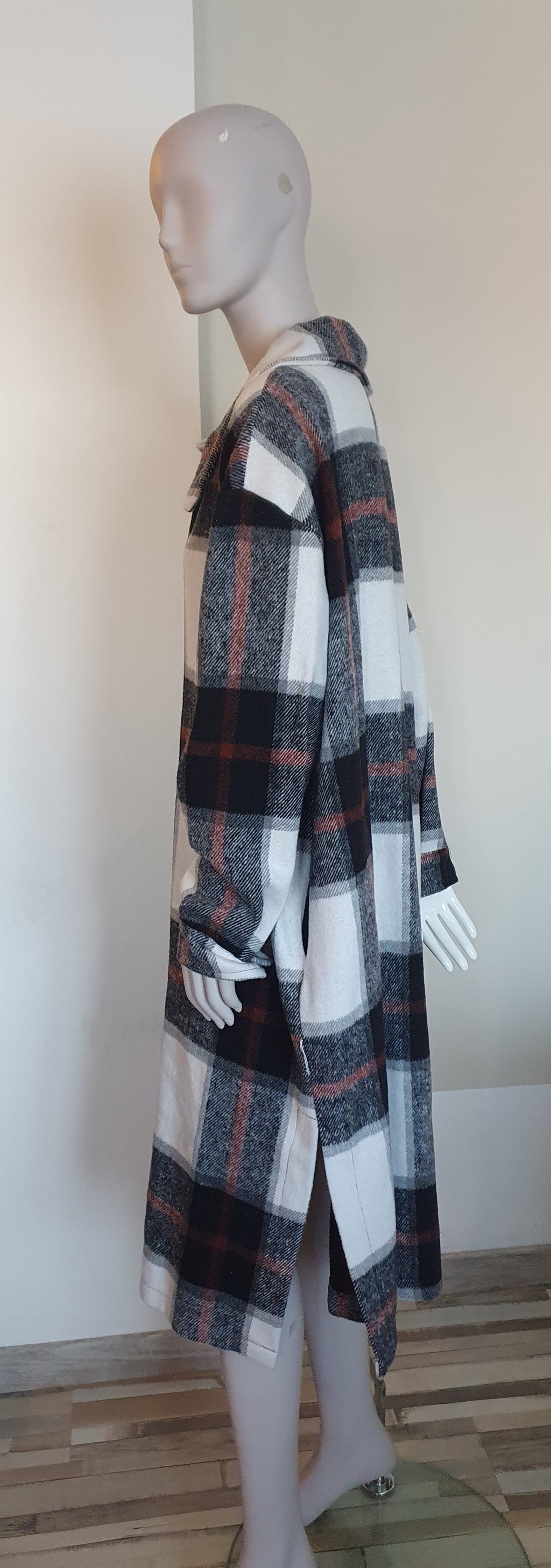 Veste longue à carreaux