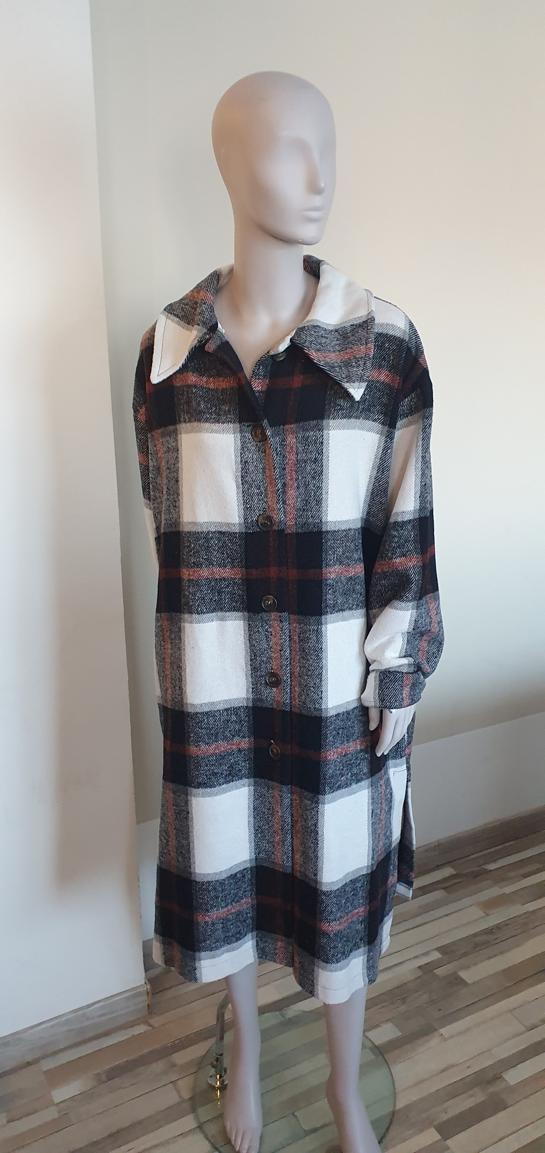 Veste longue à carreaux