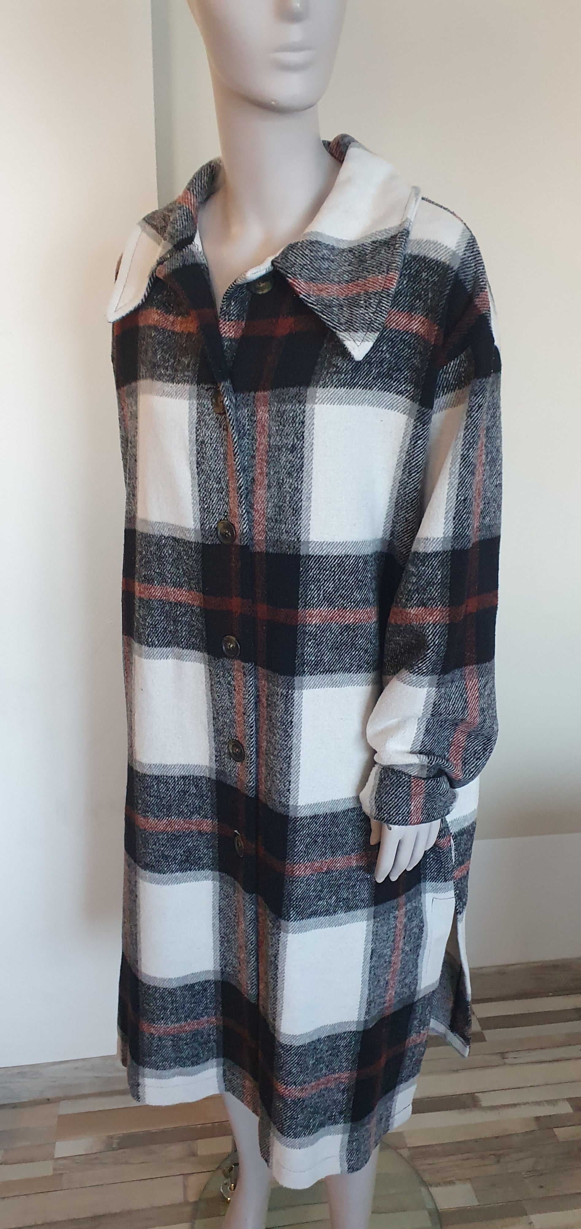 Veste longue à carreaux