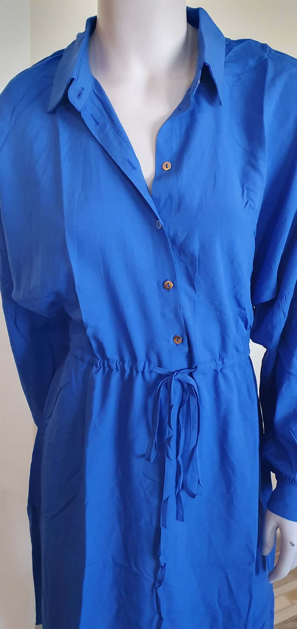 Robes bleus