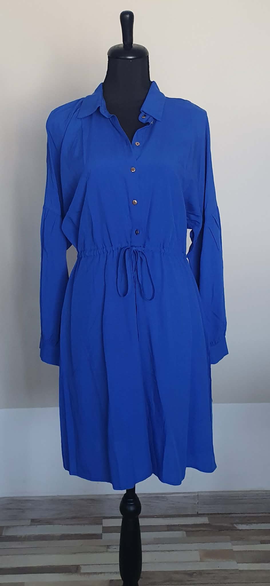 Robes bleus